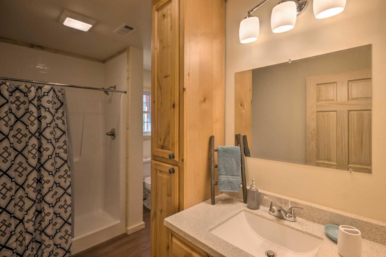 Newly Built Smoky Mountain Cabin Near Bryson City! Exterior photo